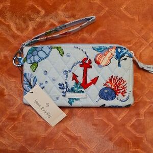 Vera Bradley RFID Tech Wristlet-Anchors Aweigh Pattern Retail: $59 NWT